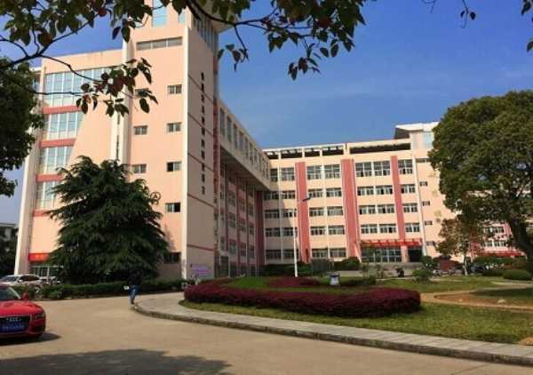 卫辉市职业中等专业学校