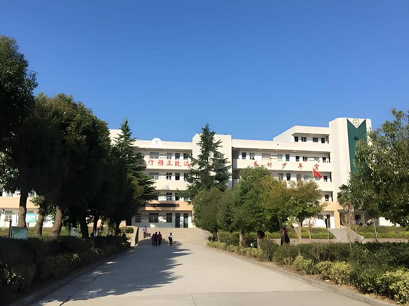 开封新民科技中等专业学校